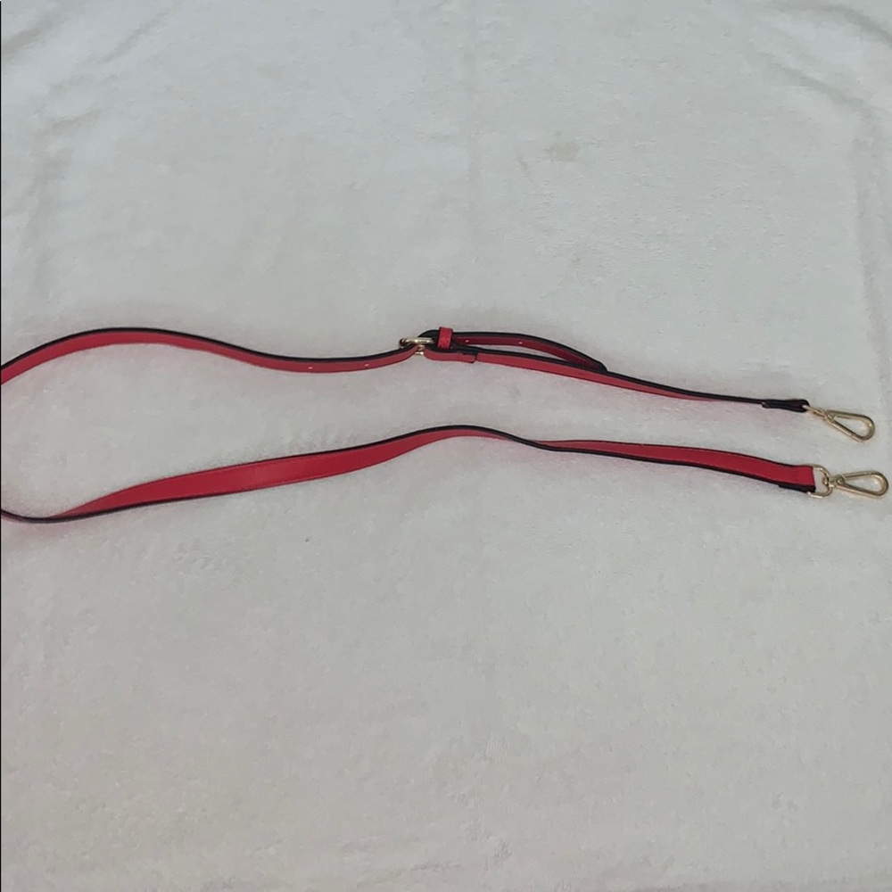 RED BAG - Picture 3 of 4